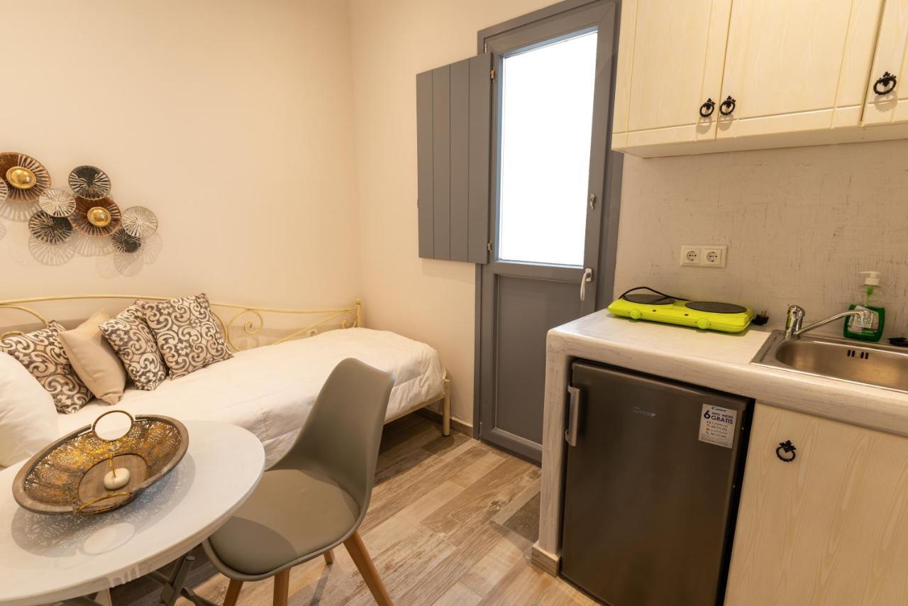 Naxos Enjoy Apartments Naxos City Экстерьер фото