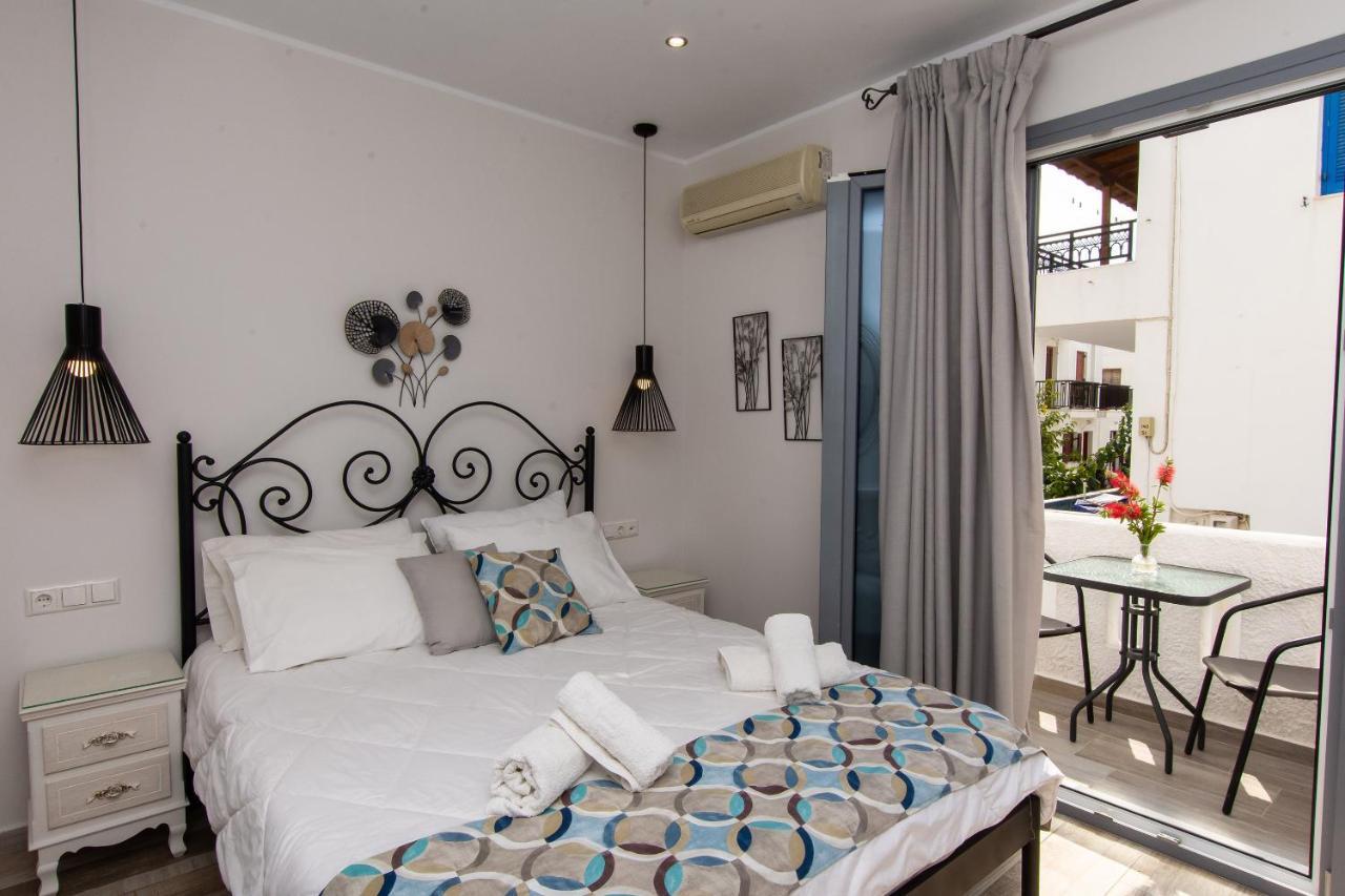 Naxos Enjoy Apartments Naxos City Экстерьер фото